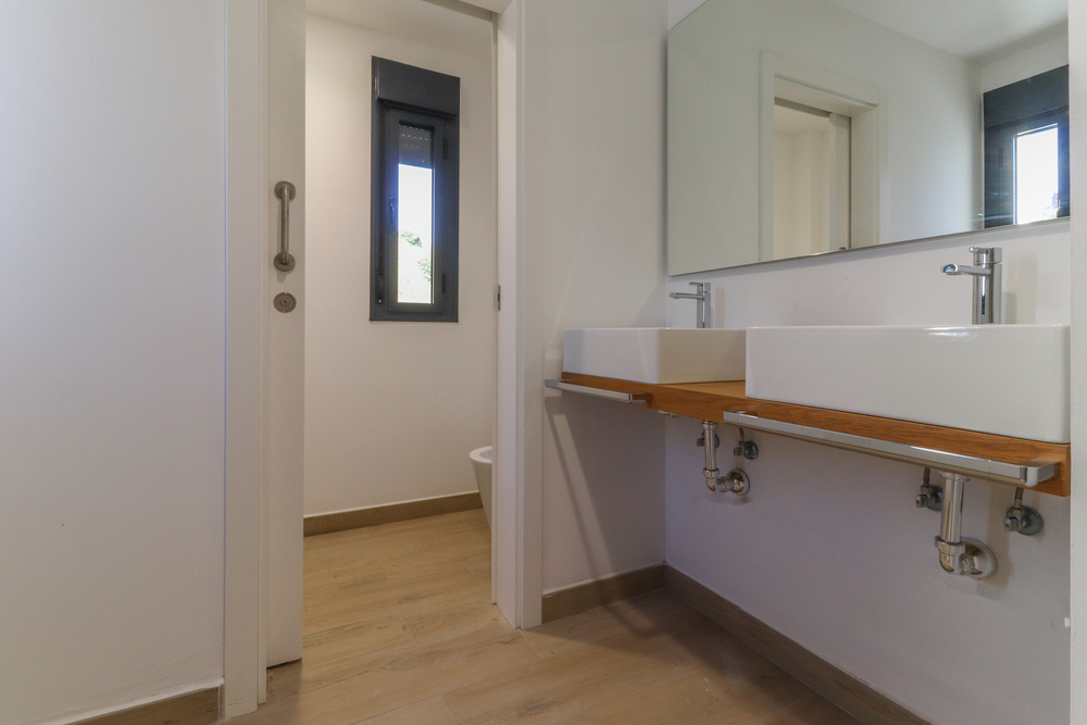 14 BAÑO PRINCIPAL